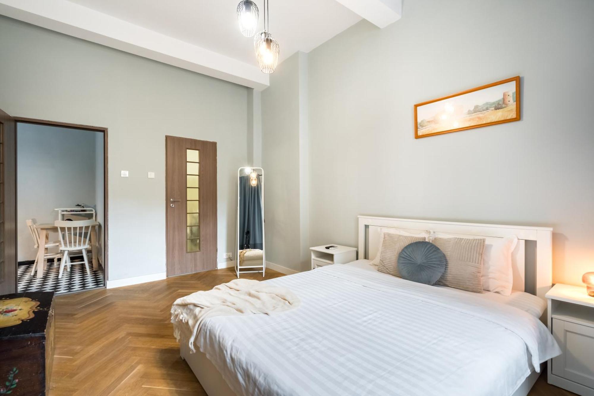 Chic Studio Near Bucharest'S Top Landmarks Exterior photo